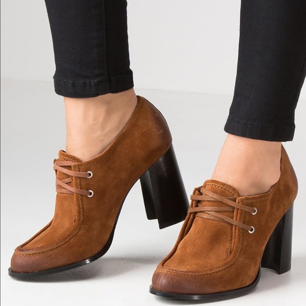 Clarks chukka style heels “cass”